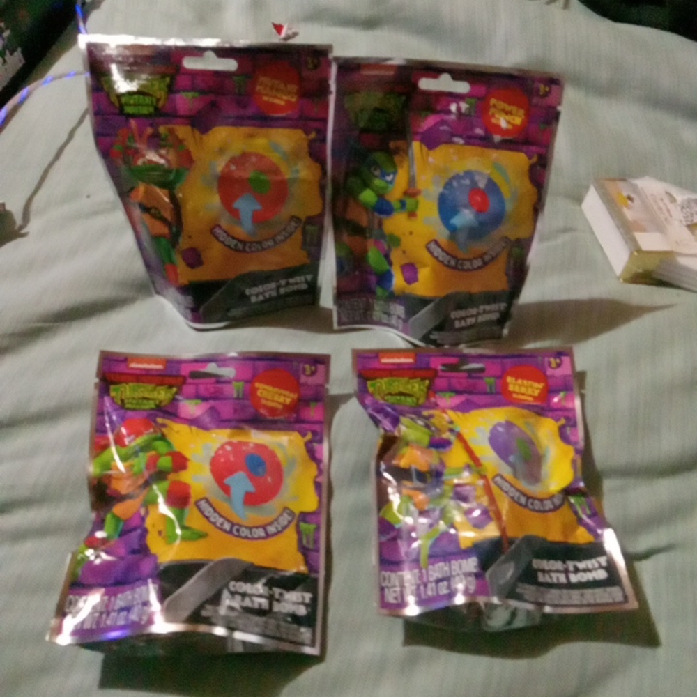TMNT TEENAGE MUTANT NINJA TURTLES MAYHEM COLOR TWIST BATH BOMBS Add to Water - Picture 4 of 5
